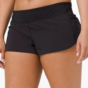 Lululemon Speed Up Low-Rise Short 2.5 black size 4